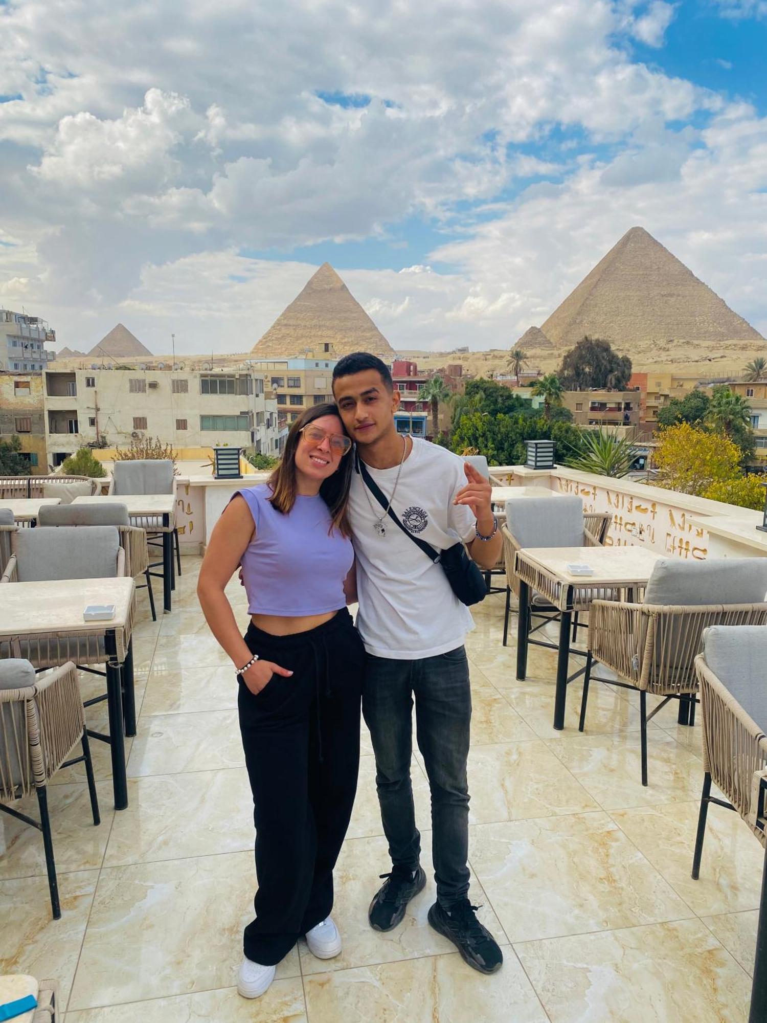 Queen Ash Pyramid View Inn Kafret el-Gabal Exterior photo